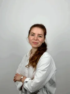 Zoé - Senior project manager